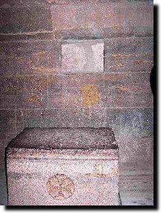 Le vestibule fut transform en glise par les Chrtiens..